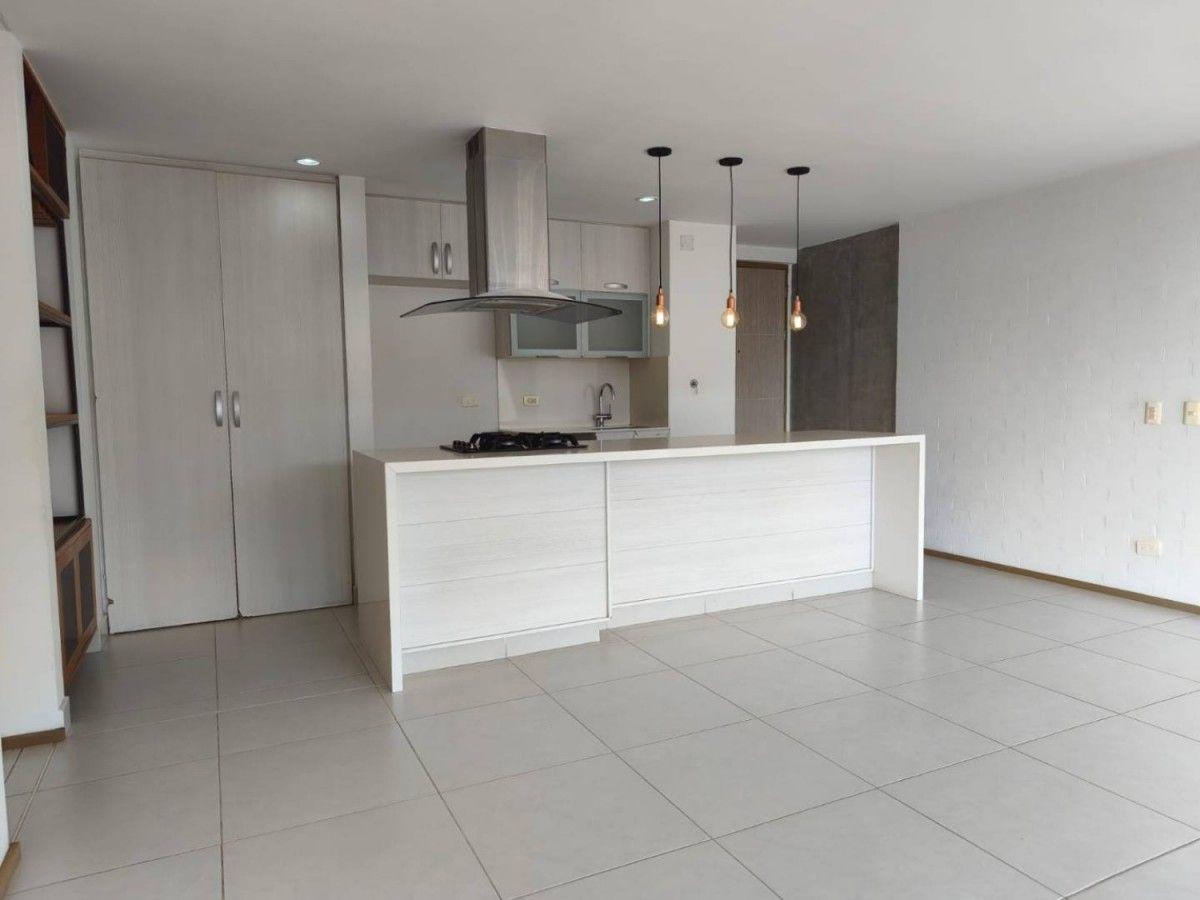 Apartamento en Loma Del Esmeraldal - 5
