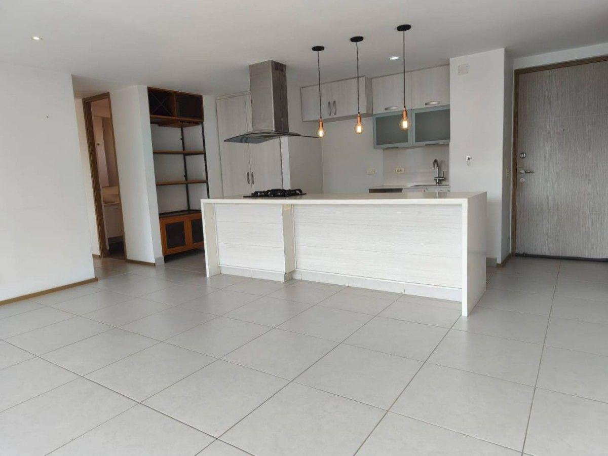 Apartamento en Loma Del Esmeraldal - 4