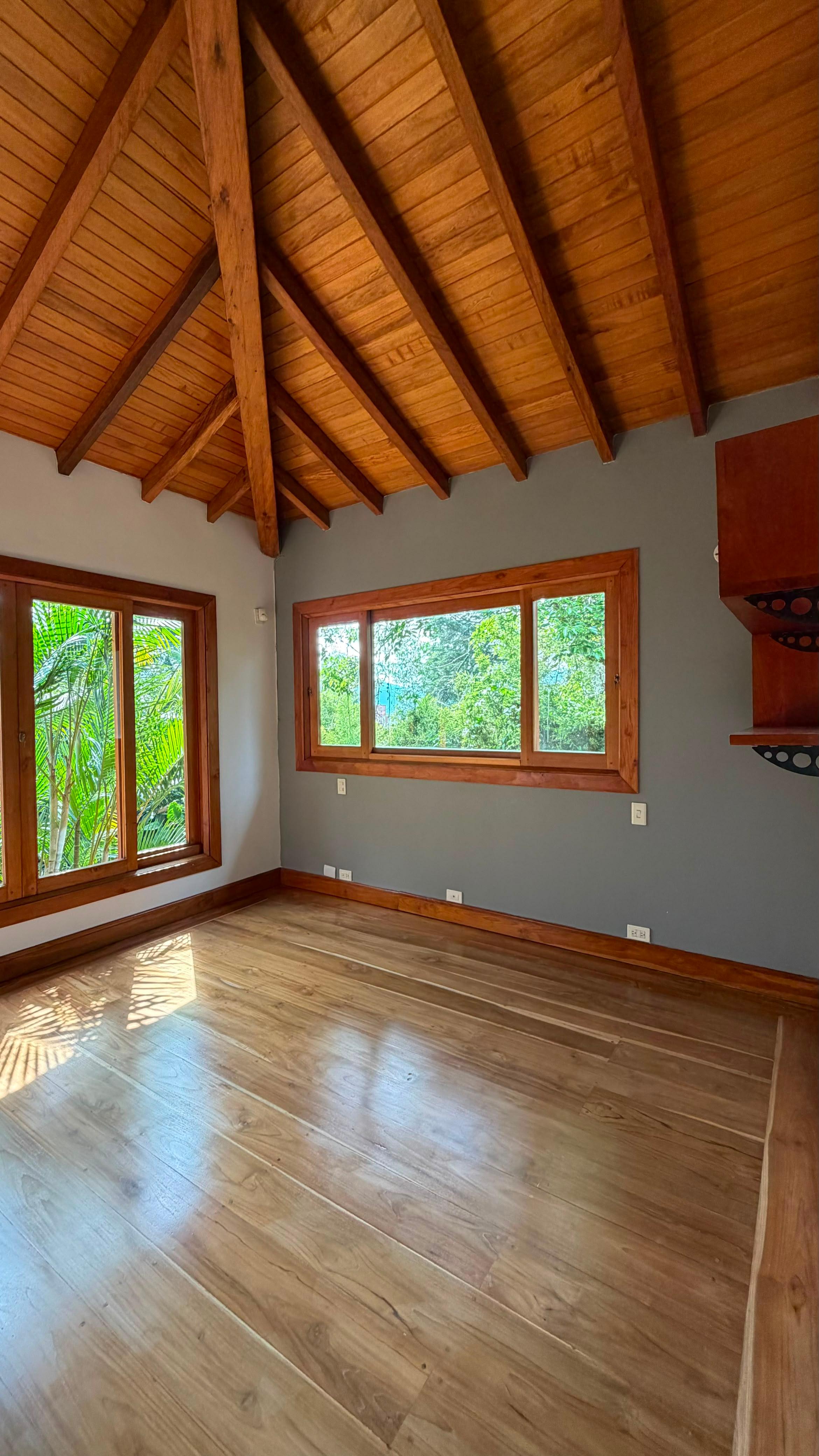 Hermosa Casa de 3 habitaciones en Envigado. - 9
