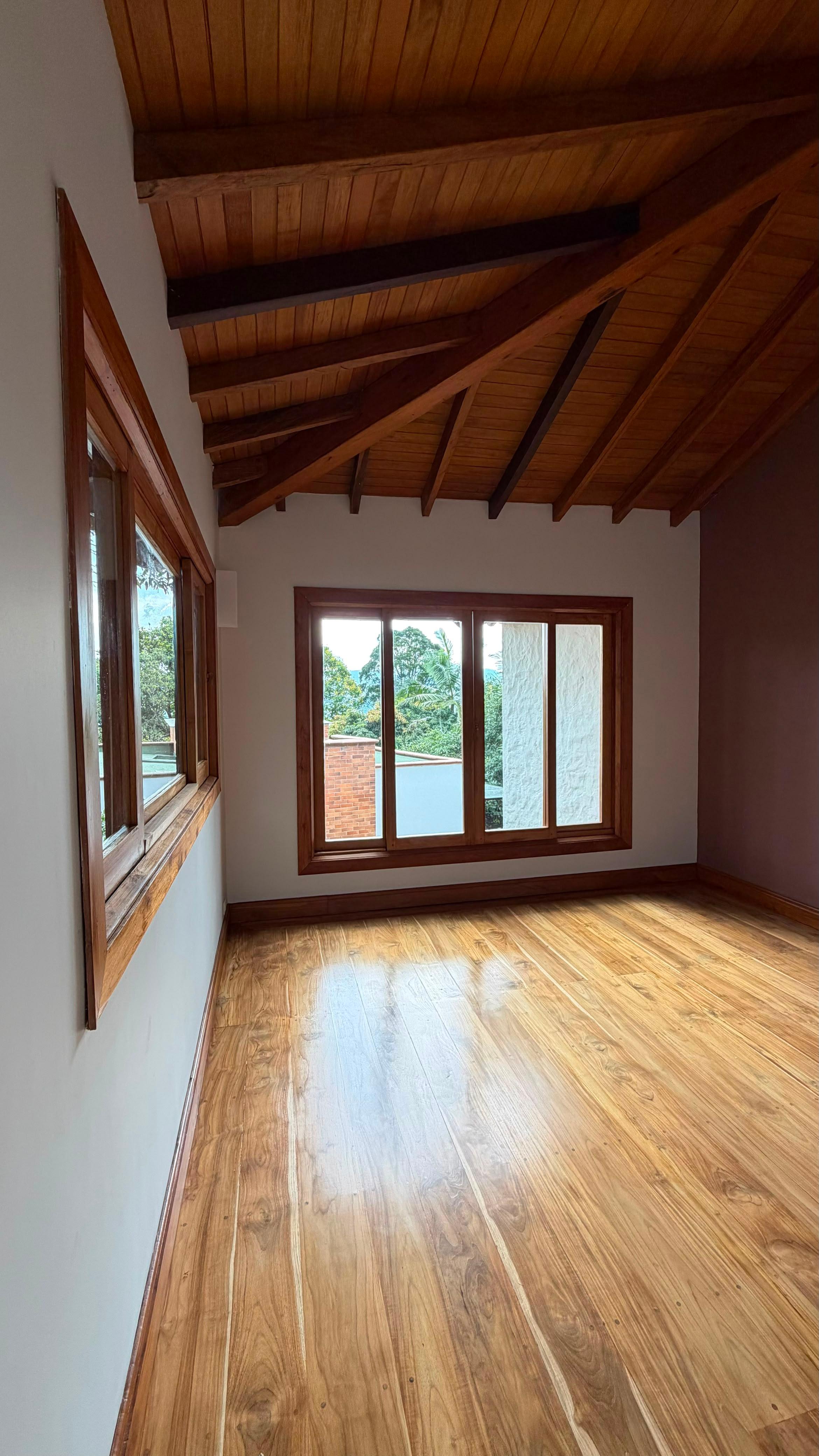 Hermosa Casa de 3 habitaciones en Envigado. - 10