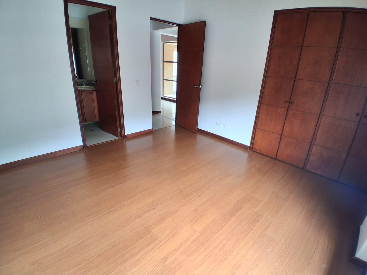 Casa de 4 habitaciones en Envigado - 9