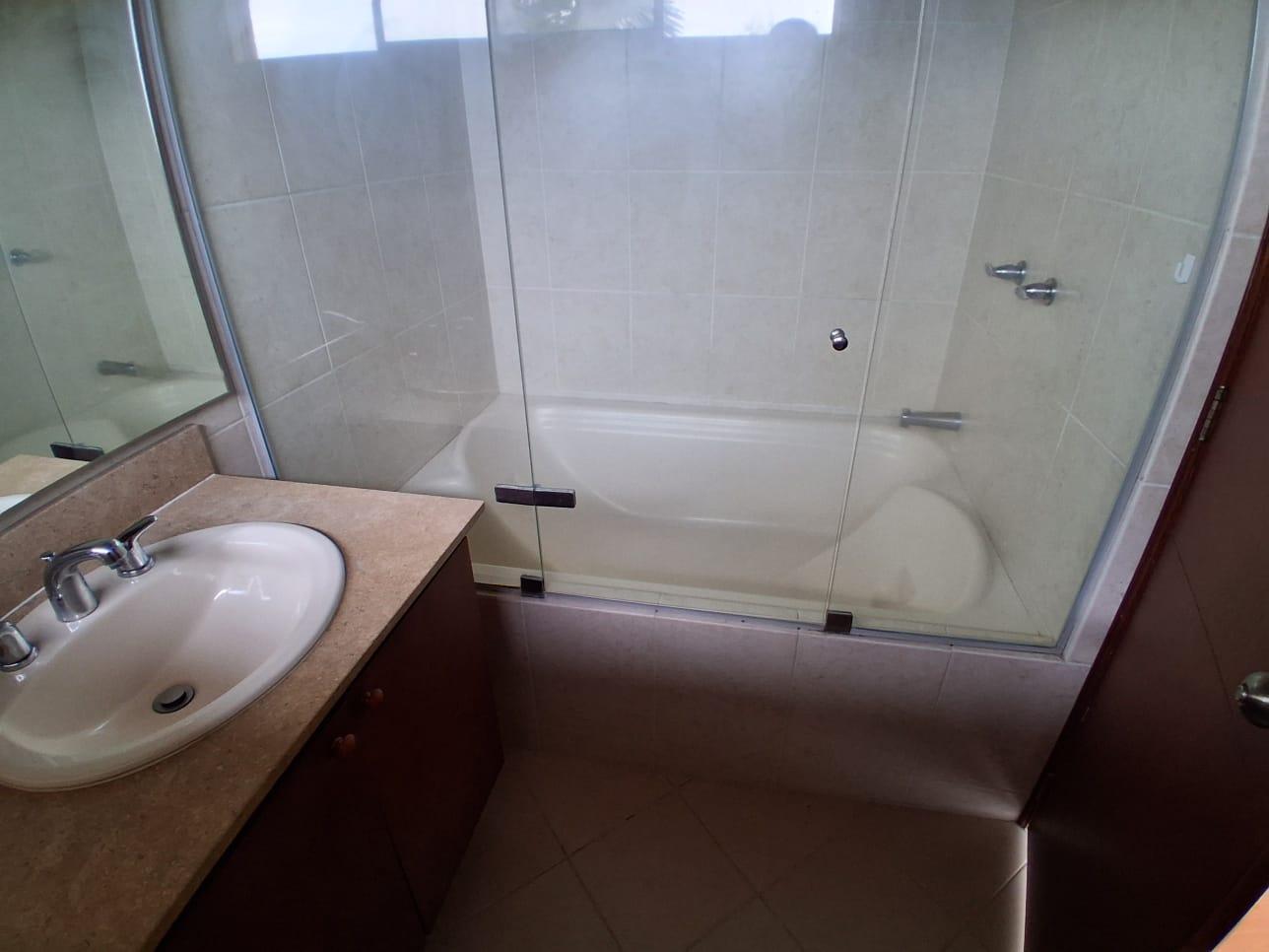 Casa de 4 habitaciones en Envigado - 18