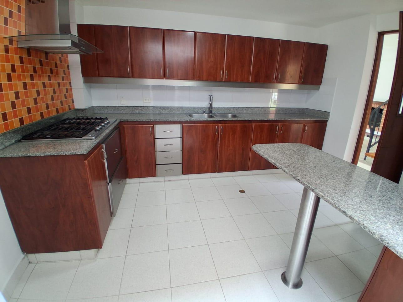 Casa de 4 habitaciones en Envigado - 6