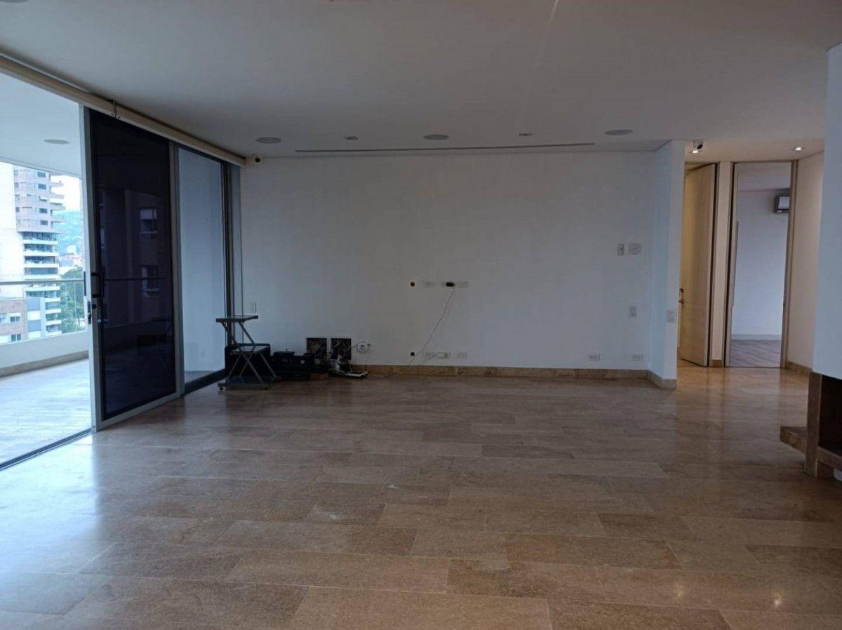 Apartamento en Los Balsos - 4