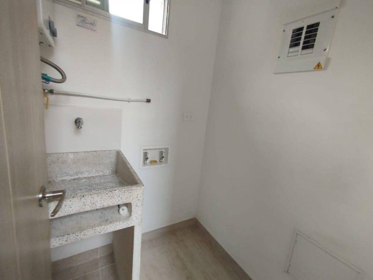 Apartamento en Los Colegios - 21