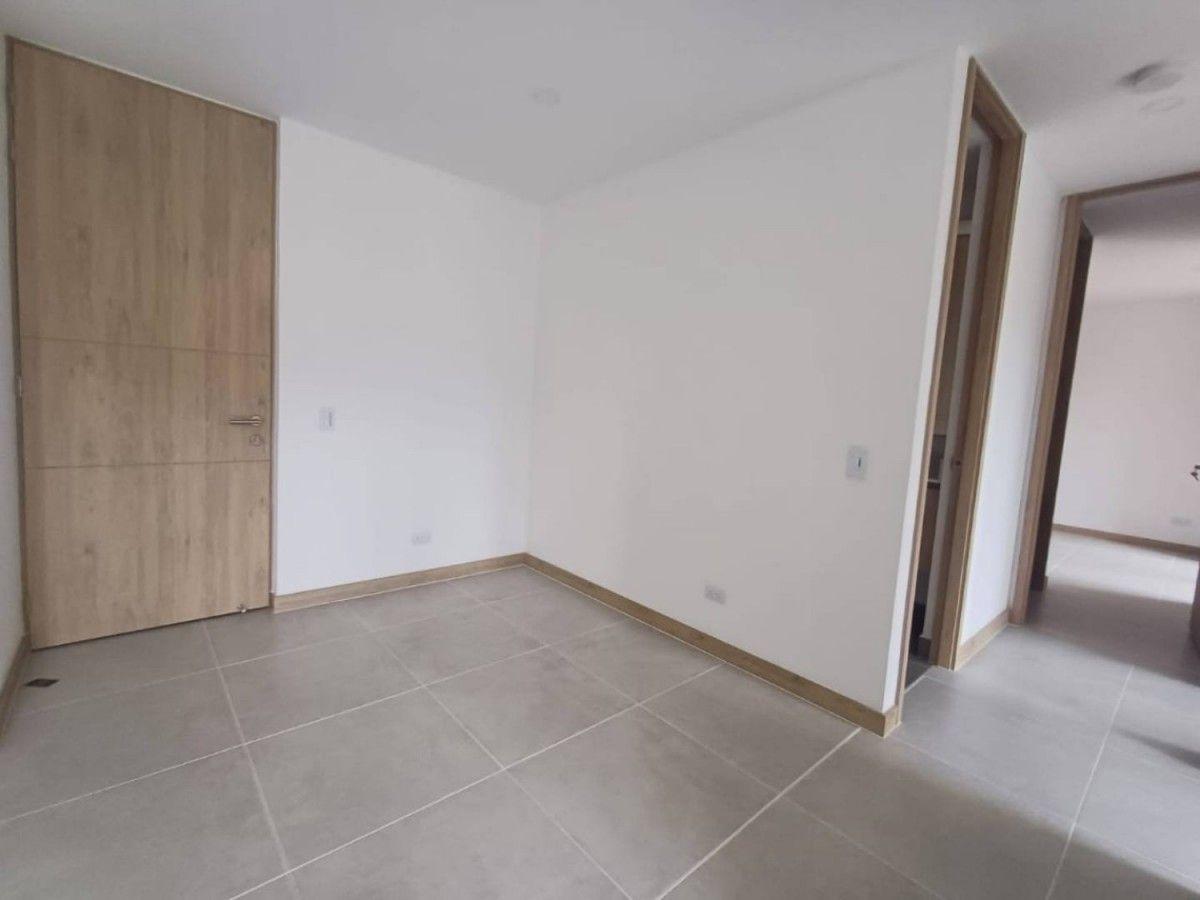 Apartamento en Los Colegios - 8