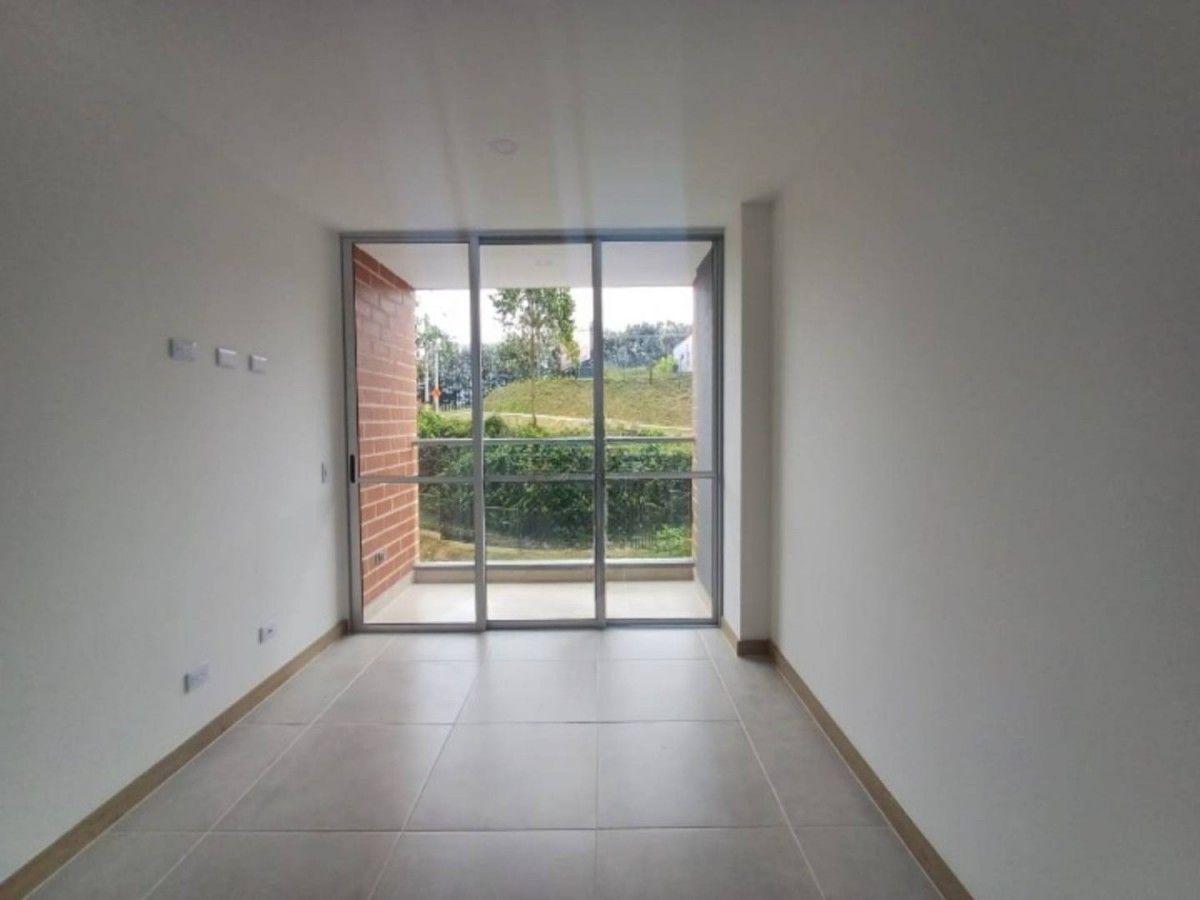 Apartamento en Los Colegios - 2