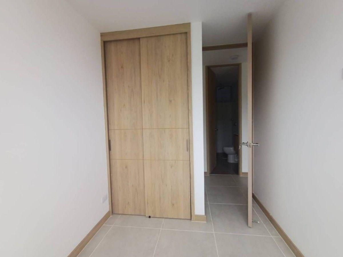 Apartamento en Los Colegios - 9