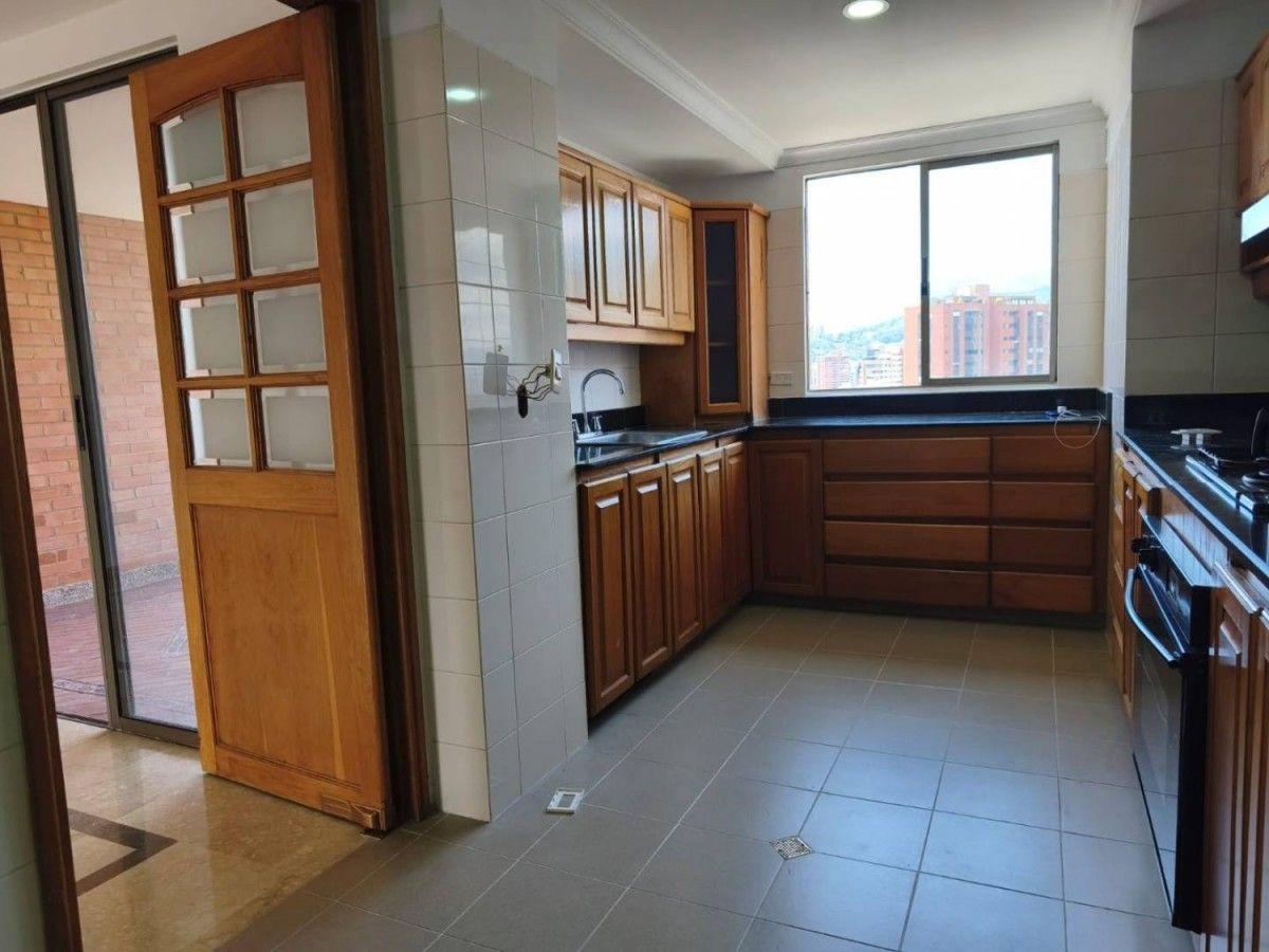 Apartamento en Los Balsos - 5
